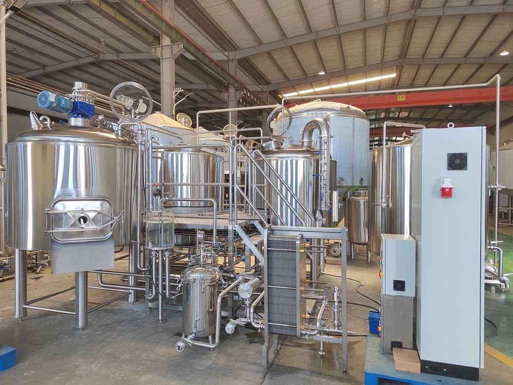 <b>1500L Stainless steel brewhouse</b>